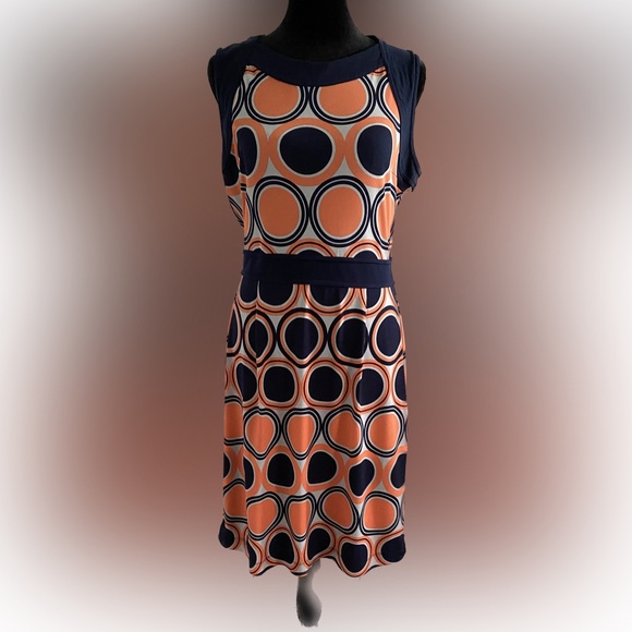 Banana Republic Dresses & Skirts - Banana Republic Retro Style Sleeveless Dress- Size Medium EUC